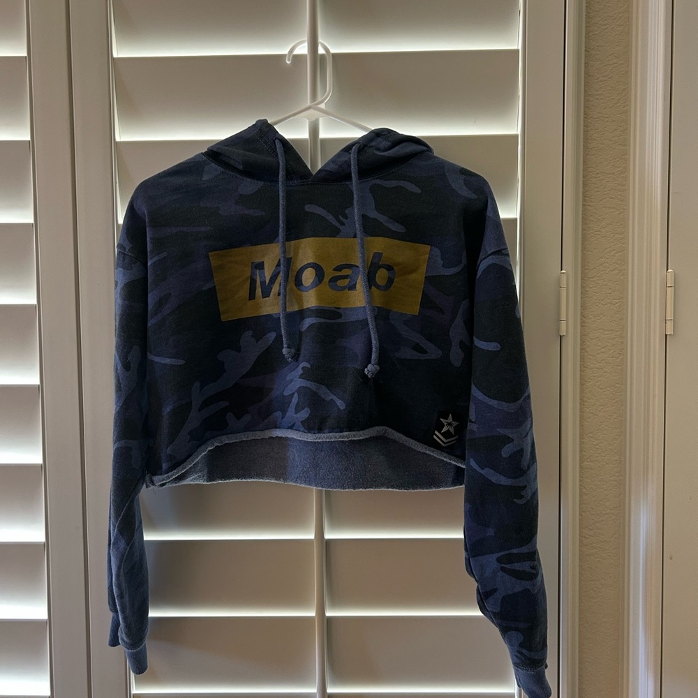 Gold and Blue Boxy Crop Sweatshirt